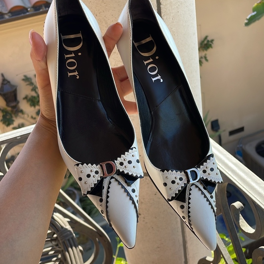 Christian Dior White/Black Leather And Patent Studded pumps